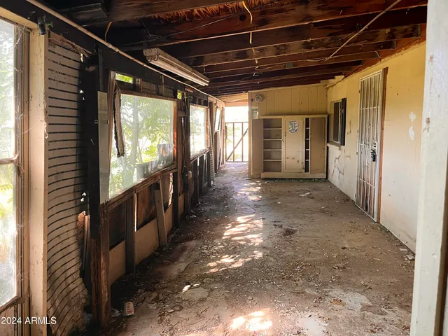 $150,000 | 8420 South S Highway, Kirkland, AZ 86332