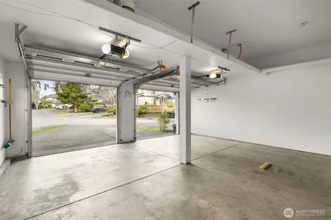 $1,060,000 | 23909 Southeast 7th Lane, Sammamish, WA 98074