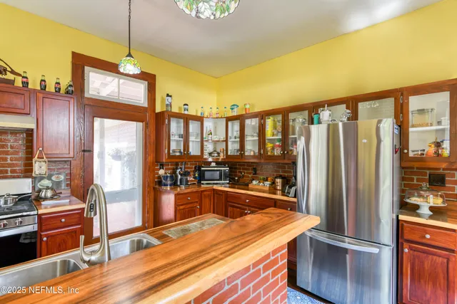 a view of a house with sitting area