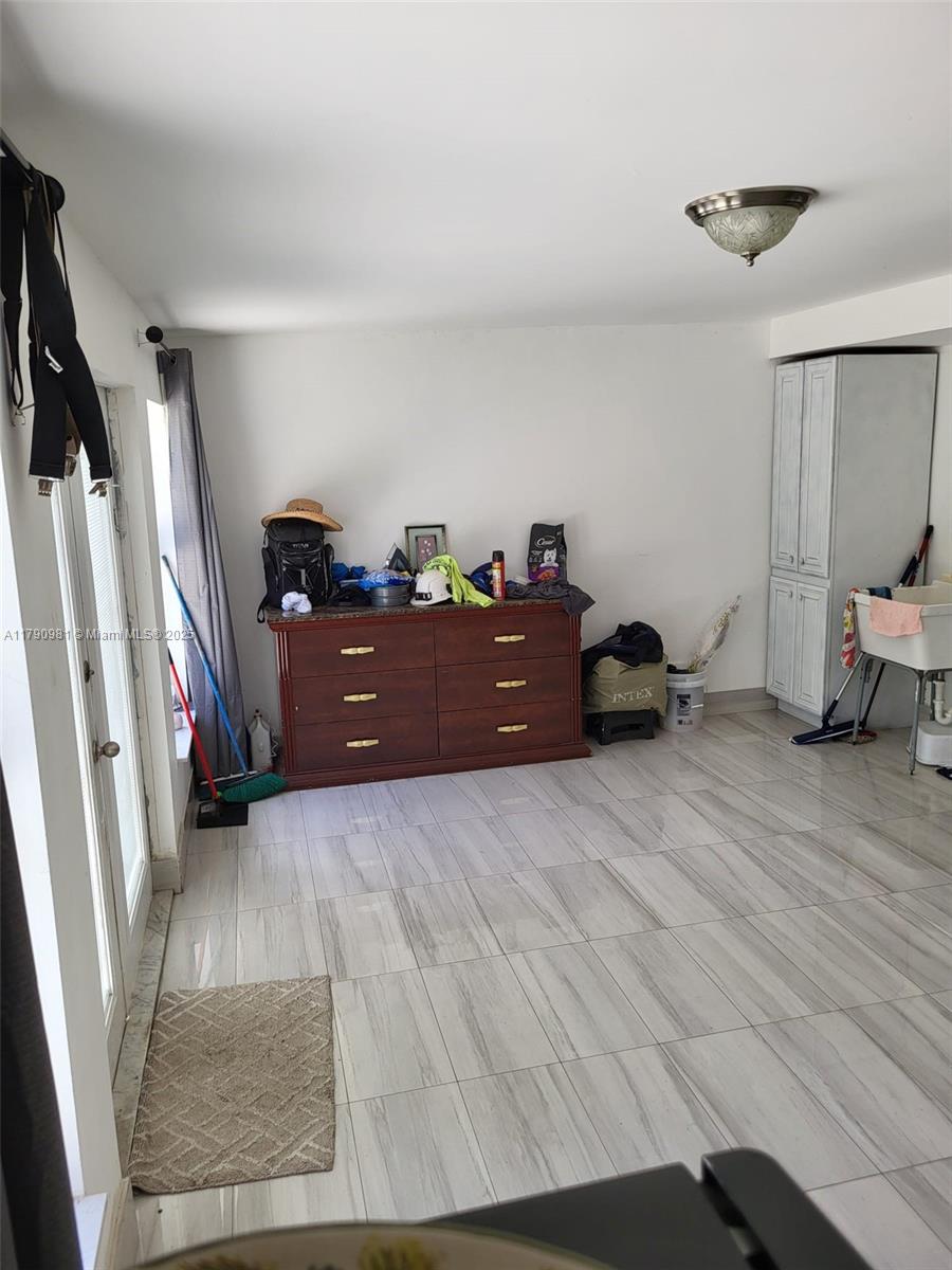 1650 Northeast 147th Street Miami, FL 33181 - Photo 20 of 56