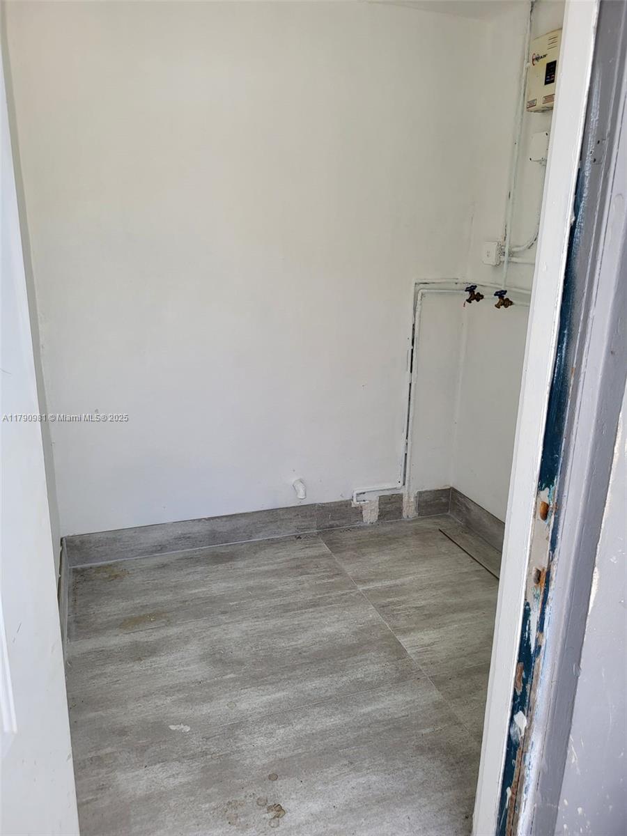 1650 Northeast 147th Street Miami, FL 33181 - Photo 43 of 56 LAUNDRY ROOM FOR THE 2ND UNIT.