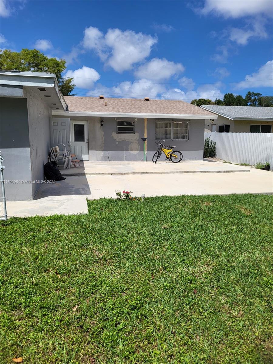 1650 Northeast 147th Street Miami, FL 33181 - Photo 49 of 56
