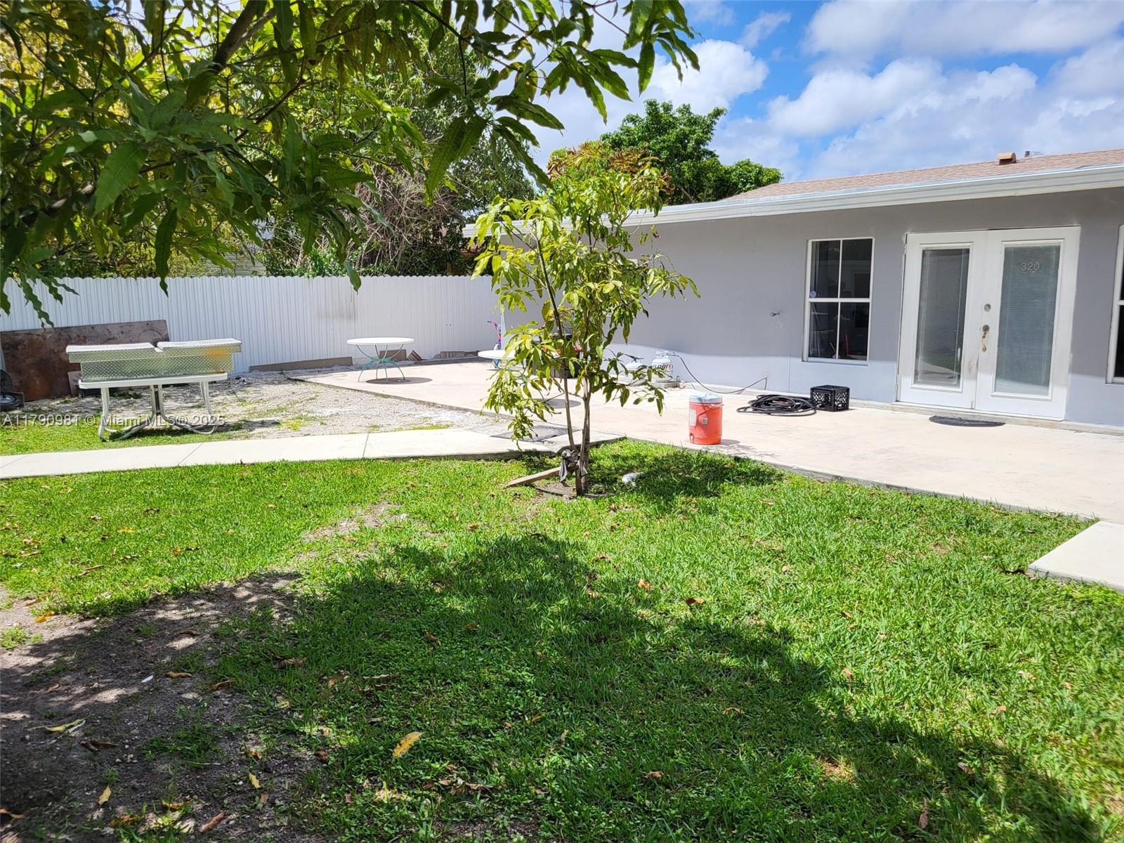 1650 Northeast 147th Street Miami, FL 33181 - Photo 54 of 56