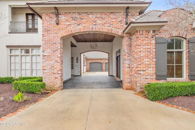 $1,150,000 | 401 Torrenova Circle, Lafayette, LA 70508
