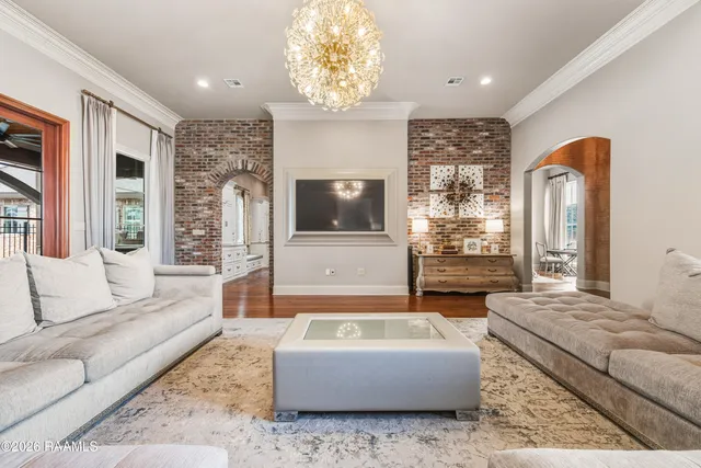 $1,150,000 | 401 Torrenova Circle, Lafayette, LA 70508