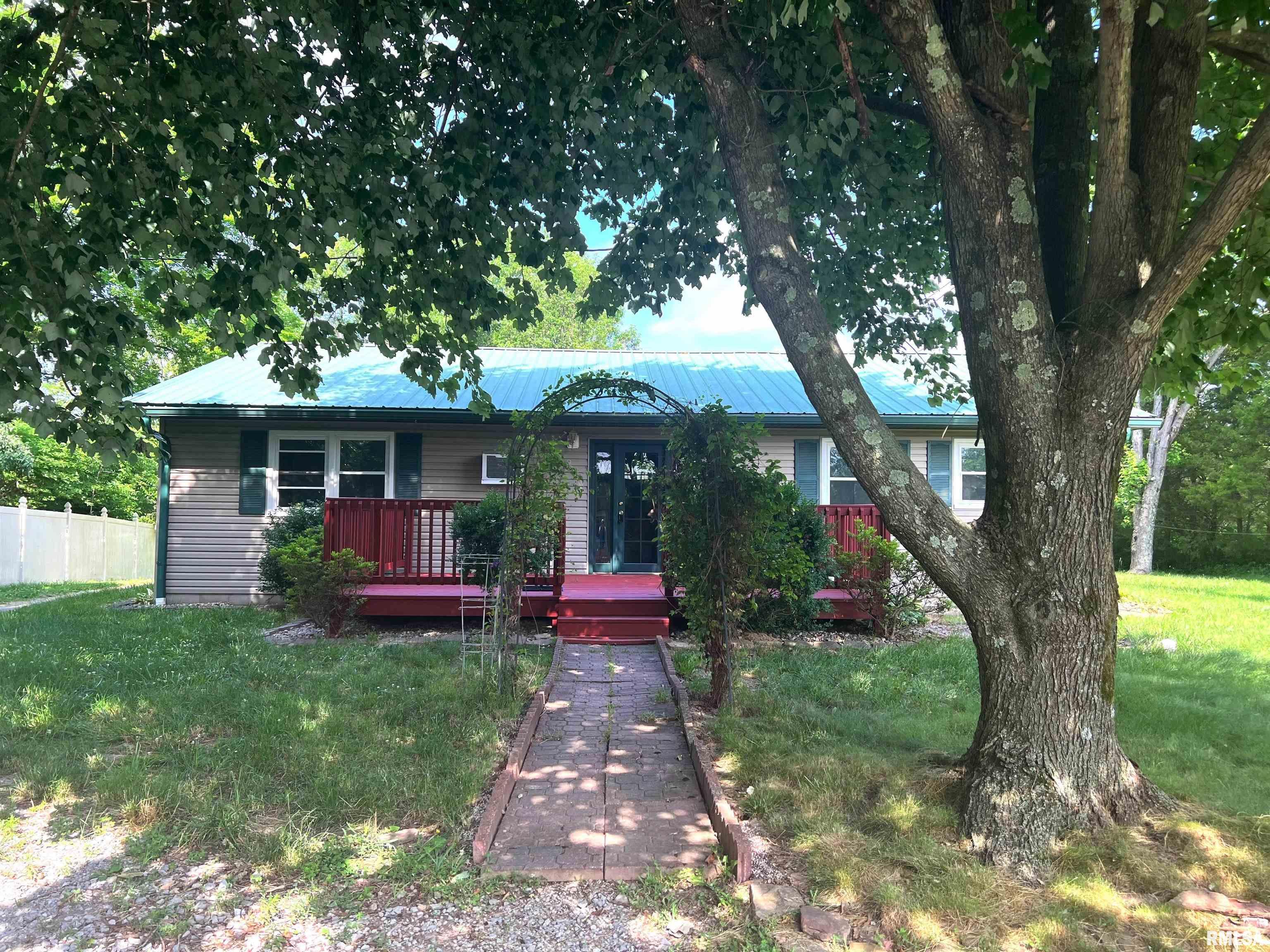 3187 Alum Cave Road Marion, IL 62959 - Photo 2 of 15