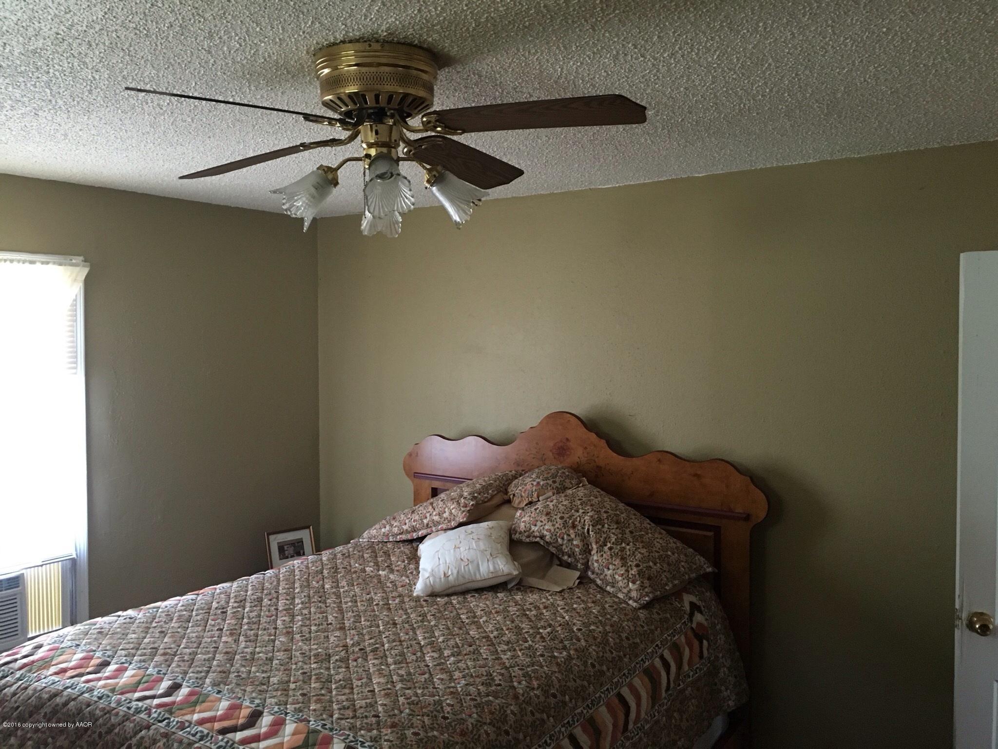 4201 South Hughes Street Amarillo, TX 79110 - Photo 7 of 14 image