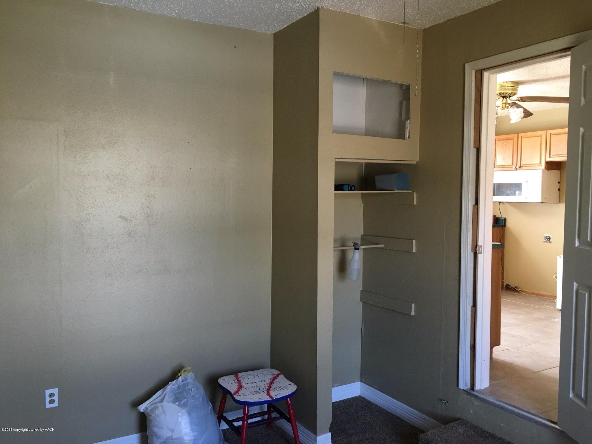 4201 South Hughes Street Amarillo, TX 79110 - Photo 8 of 14 image
