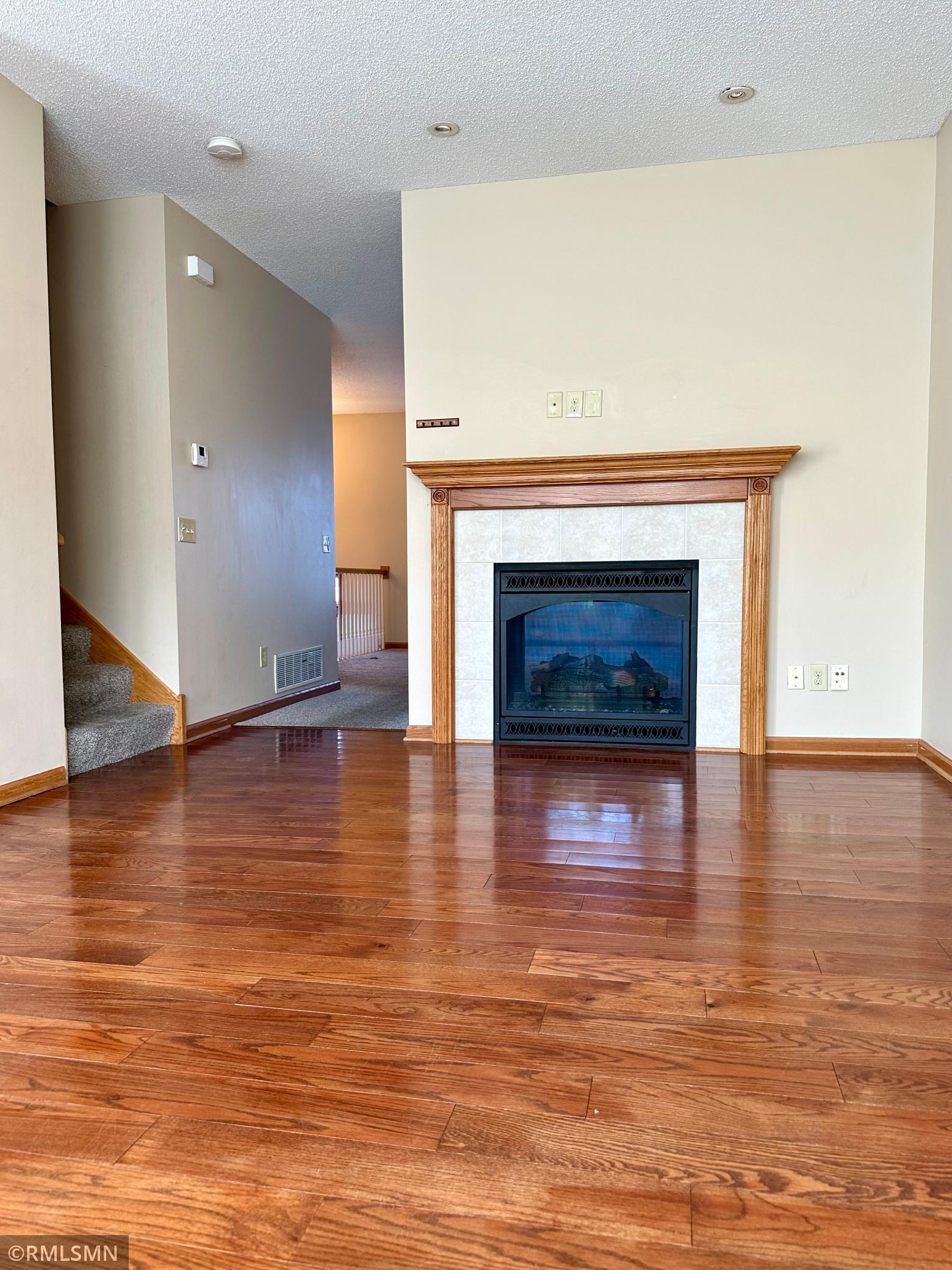 1760 Riverside Drive Shakopee, MN 55379 - Photo 11 of 23