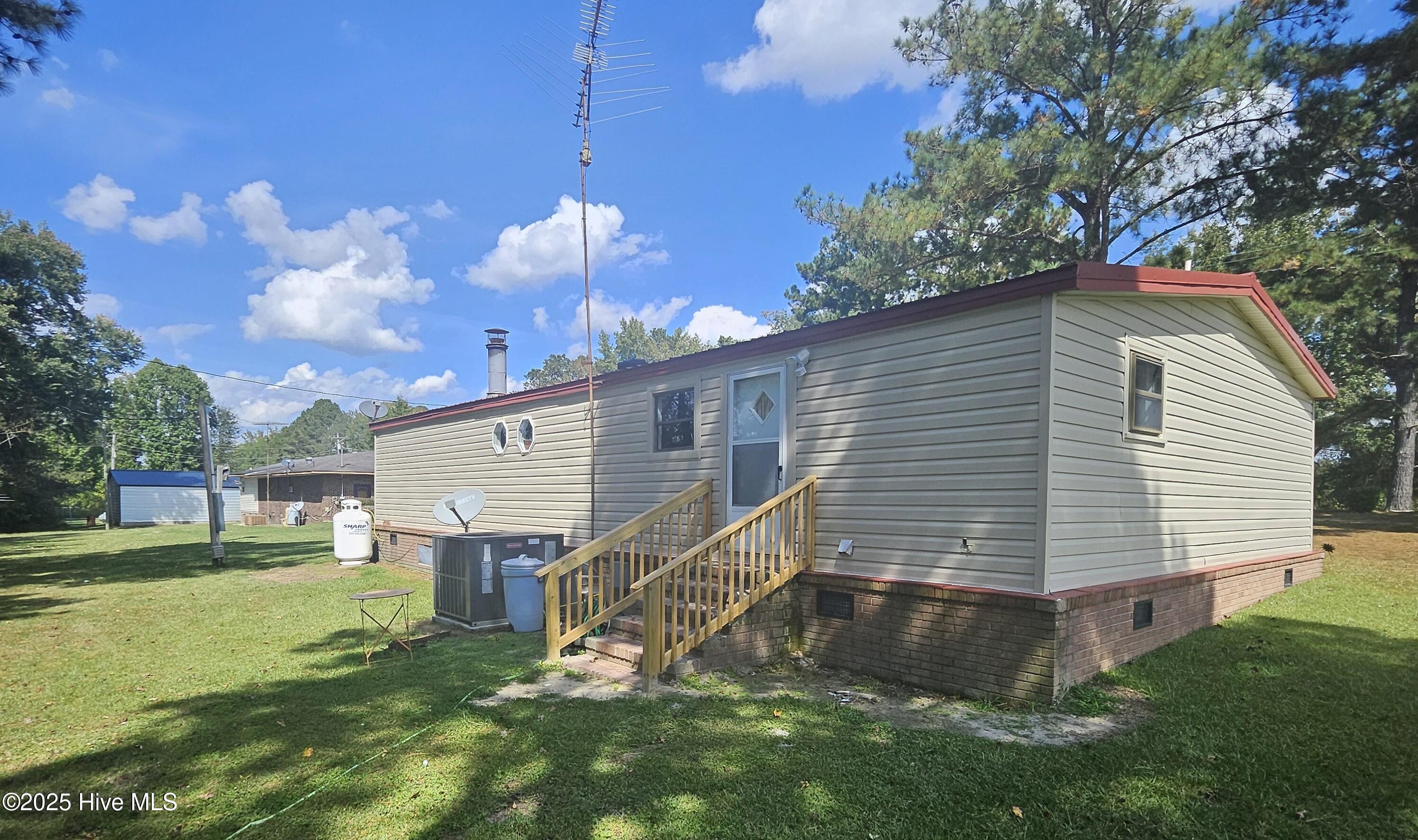 2125 Governors Road Windsor, NC 27983 - Photo 4 of 23 20250924_134423