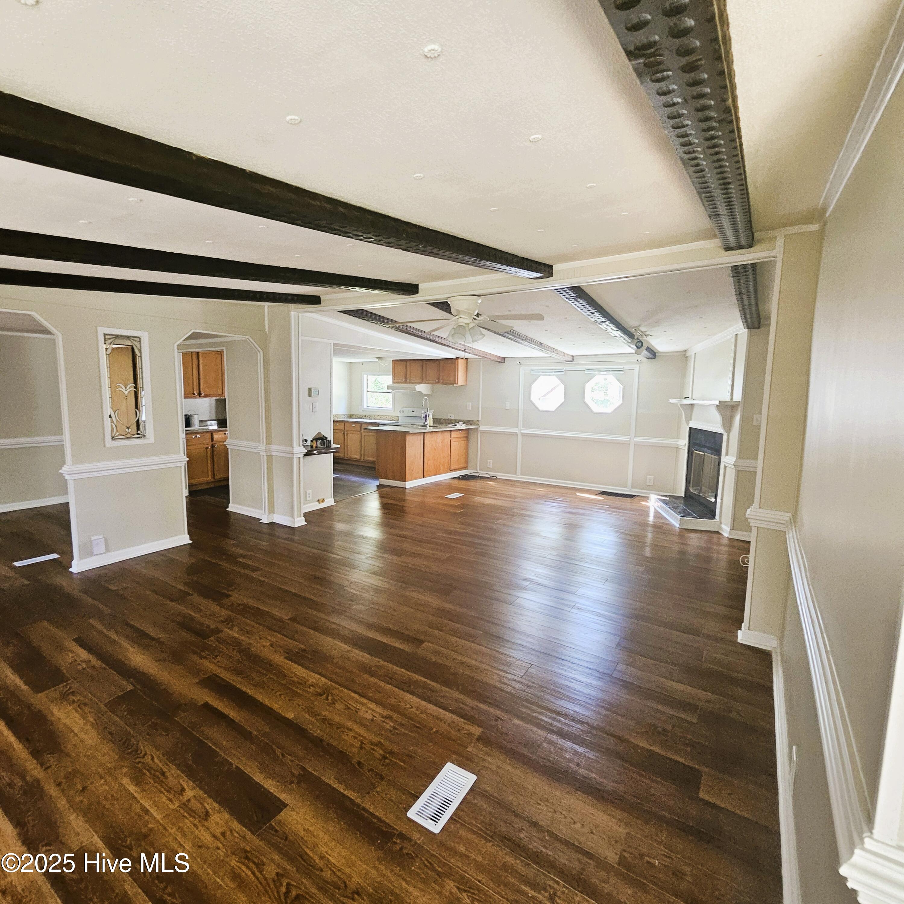 2125 Governors Road Windsor, NC 27983 - Photo 9 of 23 20250924_134551