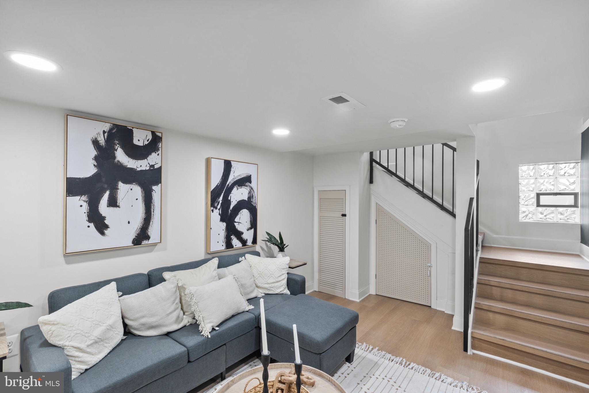 124 North Mount Street Baltimore, MD 21223 - Photo 10 of 38