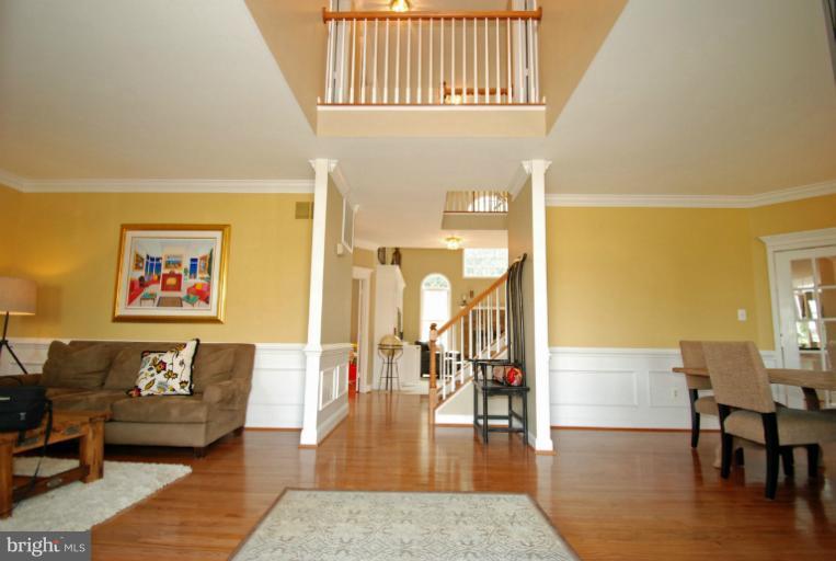 905 Longbow Road Mount Airy, MD 21771 - Photo 2 of 23 Foyer