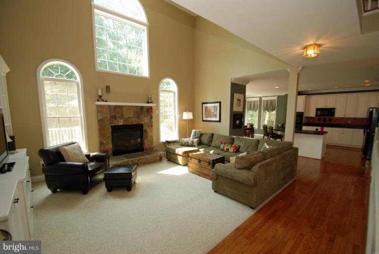 905 Longbow Road Mount Airy, MD 21771 - Photo 5 of 23 Family Room