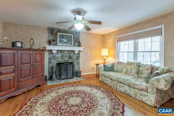 $799,000 | 3595 Montgomery Lane, Charlottesville, VA 22903