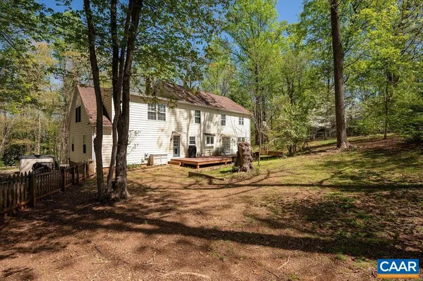 $799,000 | 3595 Montgomery Lane, Charlottesville, VA 22903