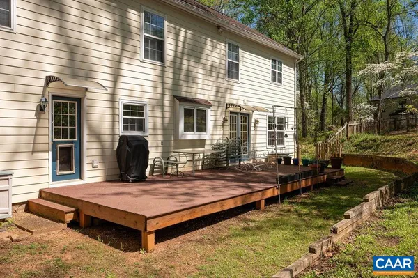 $799,000 | 3595 Montgomery Lane, Charlottesville, VA 22903