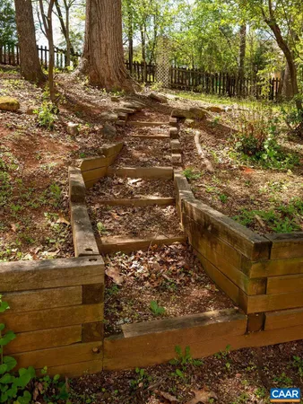 $799,000 | 3595 Montgomery Lane, Charlottesville, VA 22903