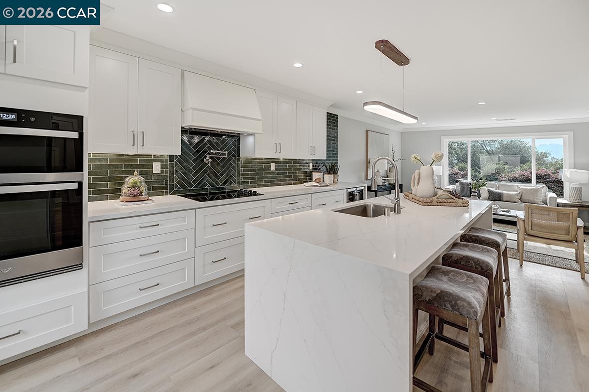 2641 Golden Rain Road, Unit 4 Walnut Creek, CA 94595 - Photo 3 of 46