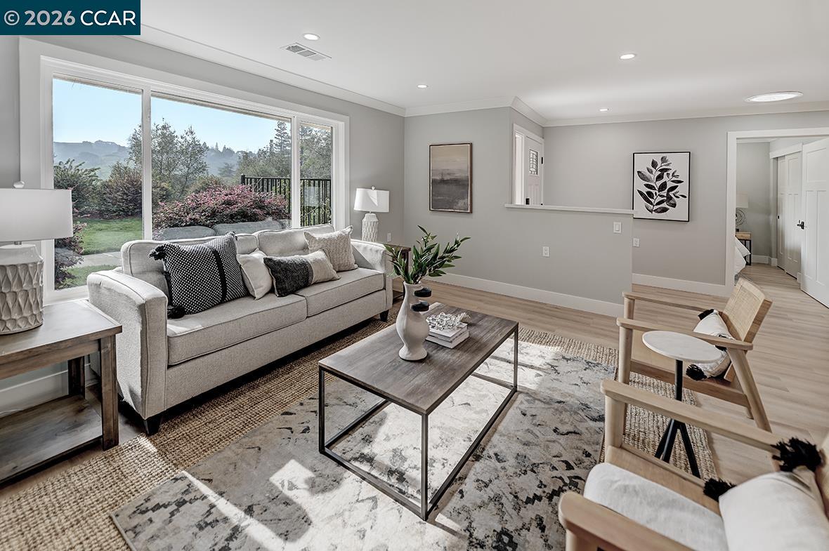 2641 Golden Rain Road, Unit 4 Walnut Creek, CA 94595 - Photo 5 of 46