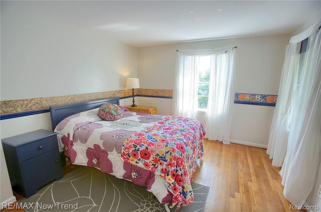 36307 West Lyman Road Farmington, MI 48331 - Photo 21 of 33 2nd_Bedroom.jpg