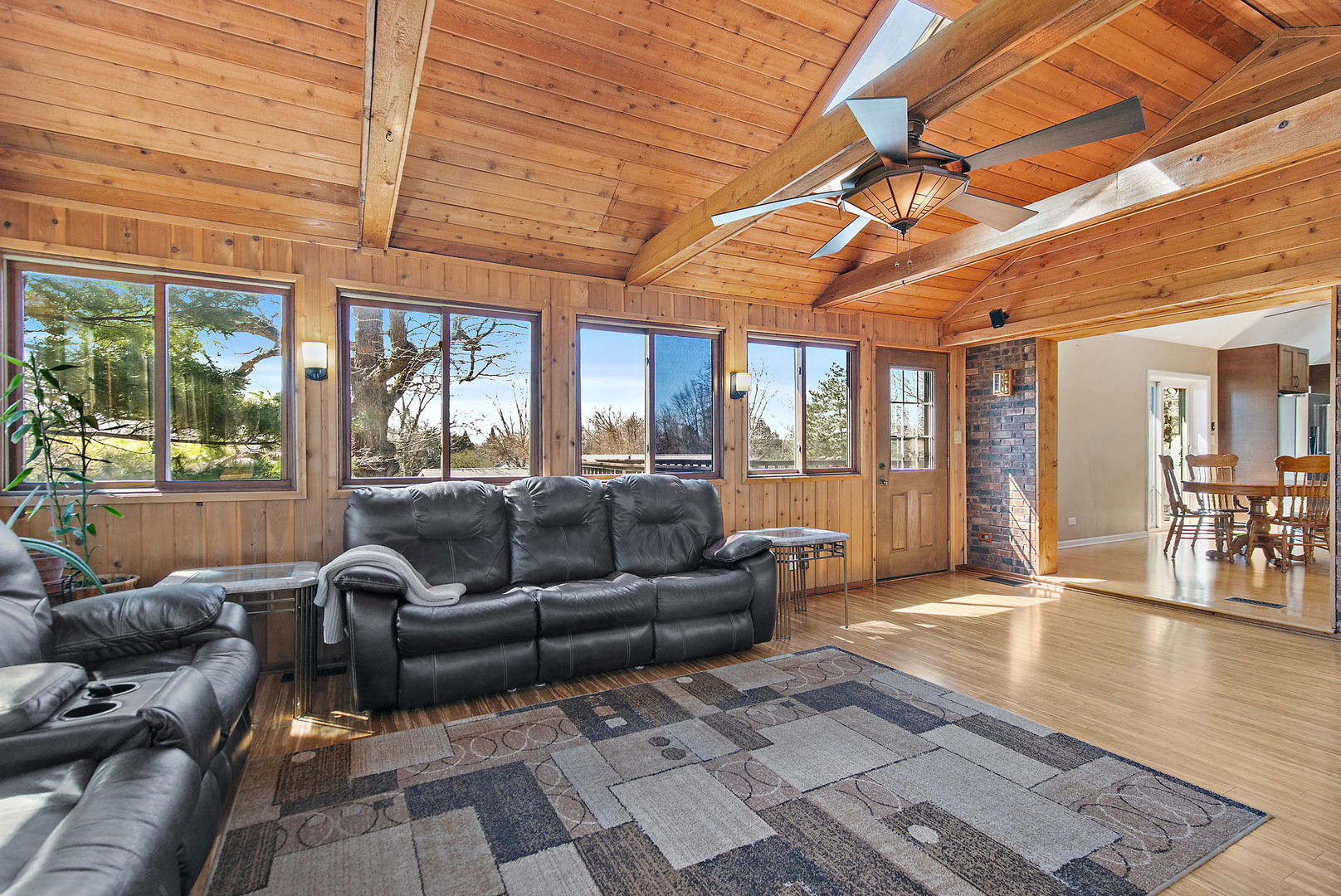 8N999 Corron Road Elgin, IL 60124 - Photo 12 of 49