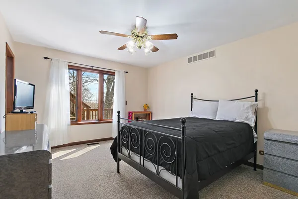 $820,000 | 8N999 Corron Road, Elgin, IL 60124