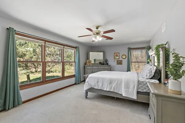 $820,000 | 8N999 Corron Road, Elgin, IL 60124