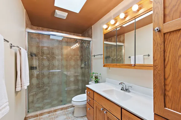 $820,000 | 8N999 Corron Road, Elgin, IL 60124