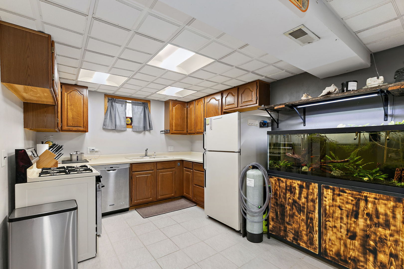 8N999 Corron Road Elgin, IL 60124 - Photo 26 of 49