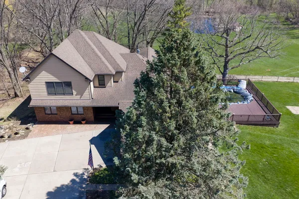 $820,000 | 8N999 Corron Road, Elgin, IL 60124