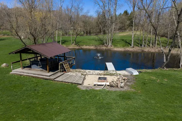 $820,000 | 8N999 Corron Road, Elgin, IL 60124