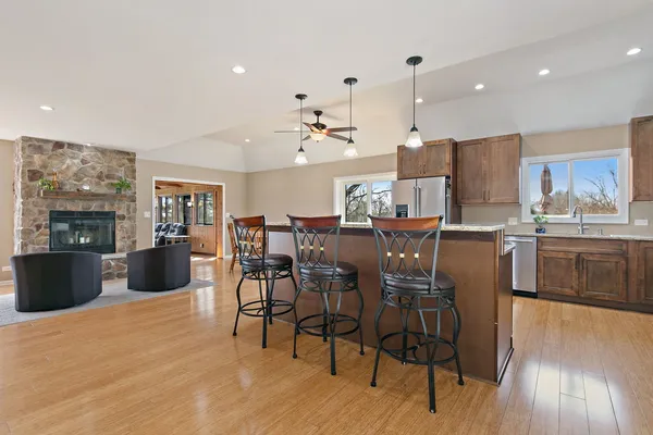 $820,000 | 8N999 Corron Road, Elgin, IL 60124