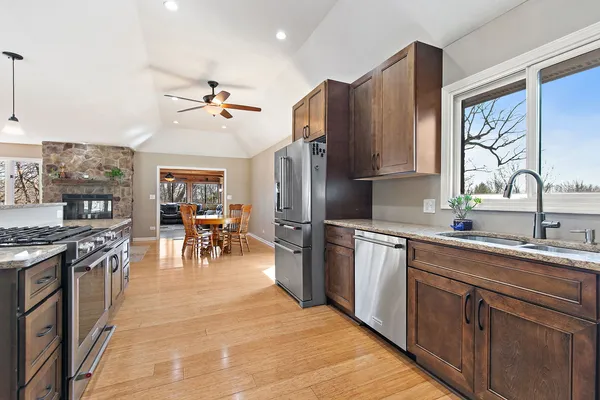 $820,000 | 8N999 Corron Road, Elgin, IL 60124