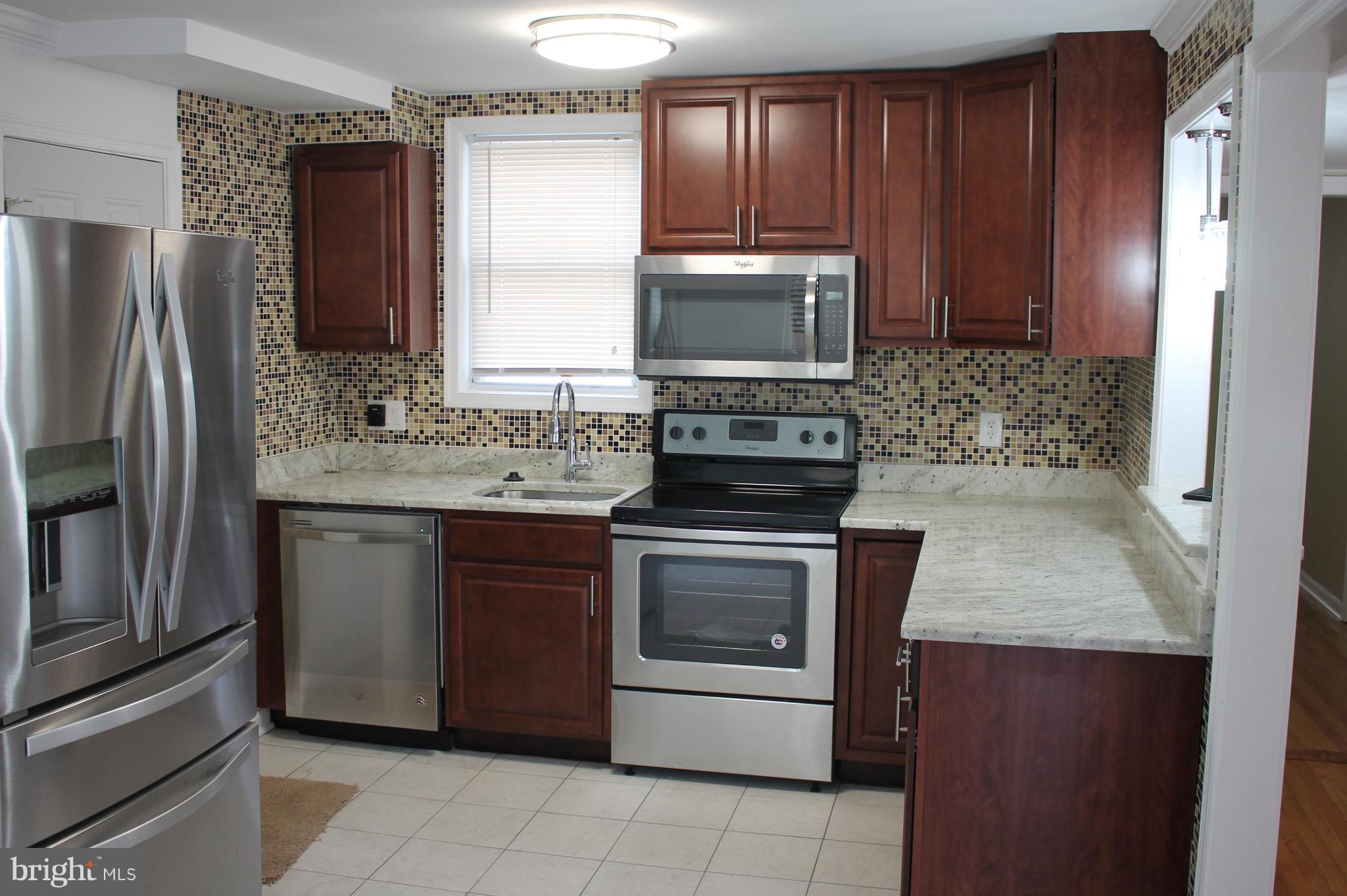 6203 Landover Road Cheverly, MD 20785 - Photo 4 of 25 Kitchen