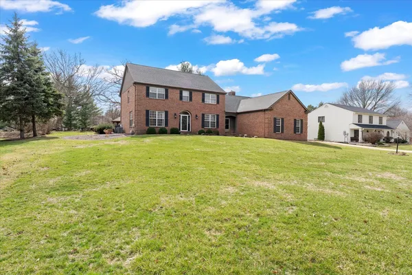 $695,000 | 1303 Hickory Tree Court, Mahomet, IL 61853