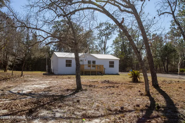 $215,000 | 149 Jack Oak Drive, Melrose, FL 32666