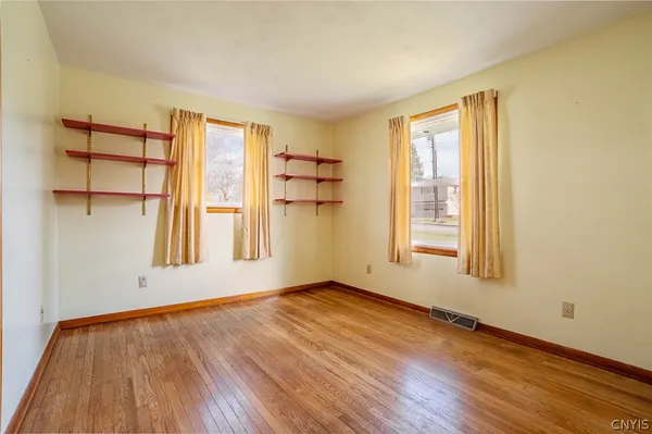 $199,900 | 11 Belle Avenue, Auburn, NY 13021