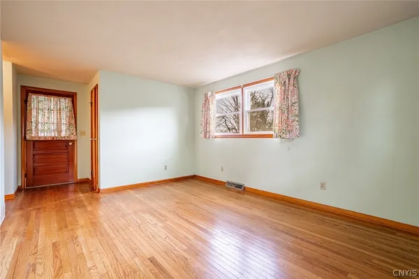 $199,900 | 11 Belle Avenue, Auburn, NY 13021