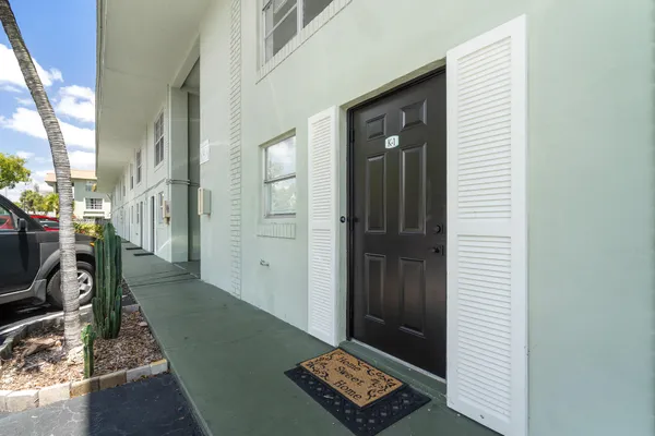 $2,100 | 809 West Oakland Park Boulevard, Unit K1, Oakland Park, FL 33311