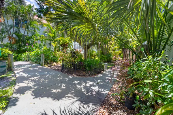 $2,100 | 809 West Oakland Park Boulevard, Unit K1, Oakland Park, FL 33311