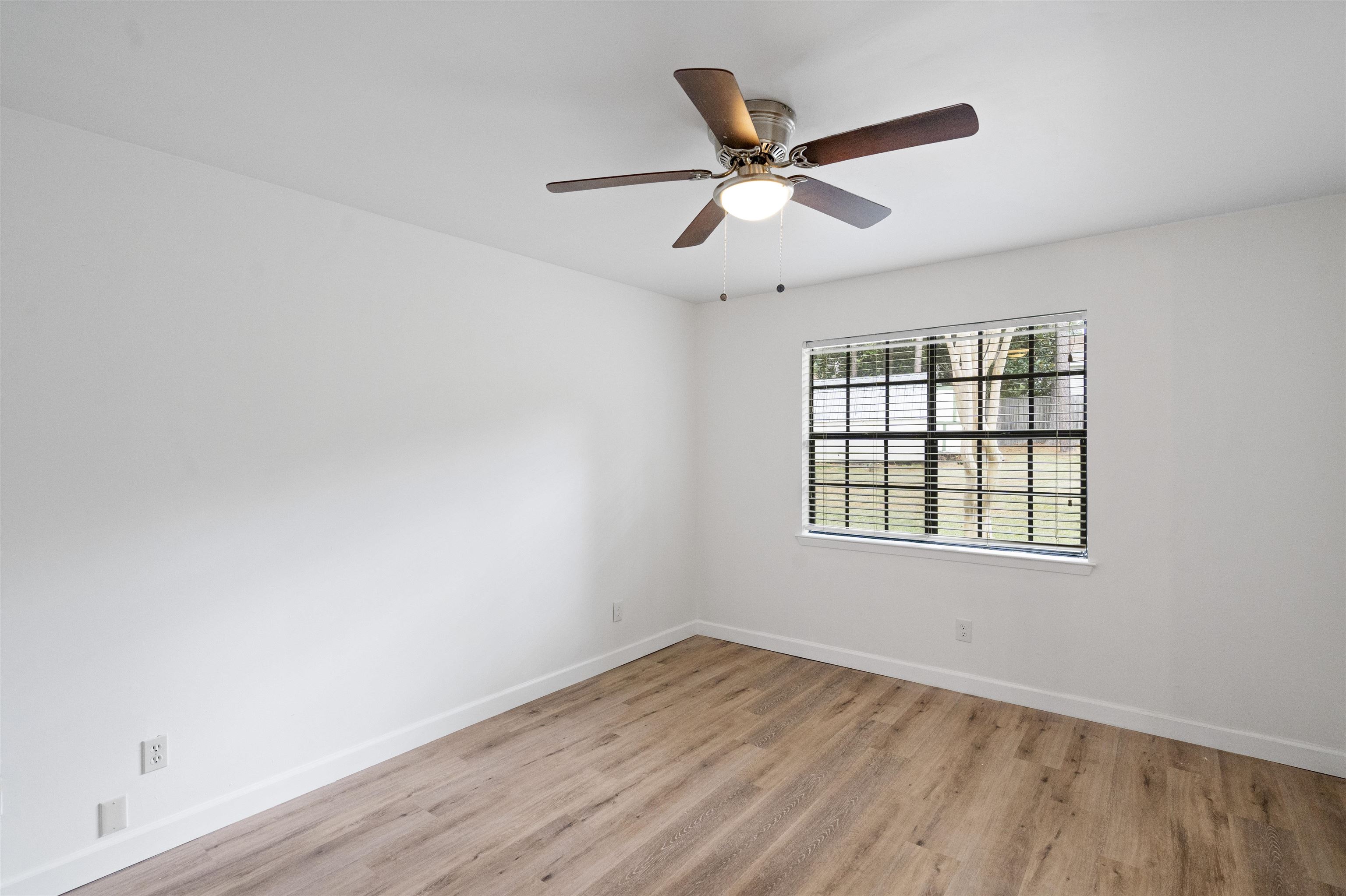 146 Michael Loop Daphne, AL 36526 - Photo 22 of 32