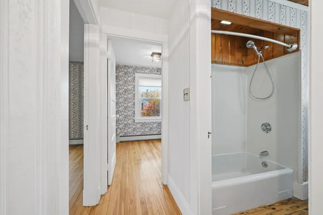 $285,000 | 6 Glenwood Avenue, Augusta, ME 04330