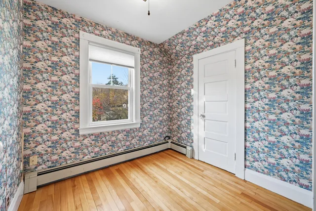 $285,000 | 6 Glenwood Avenue, Augusta, ME 04330