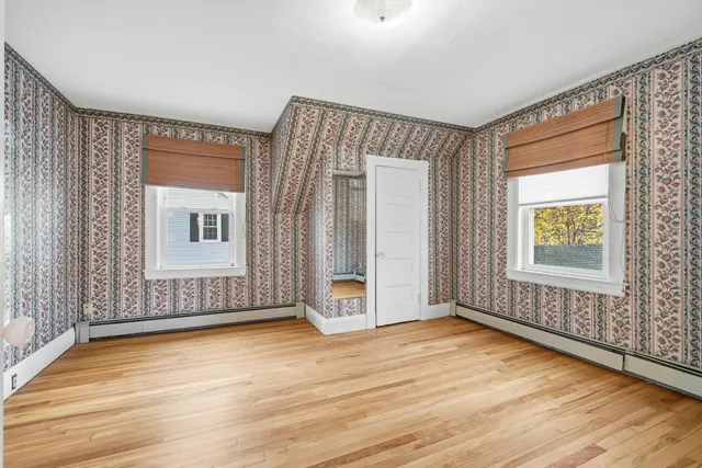 $285,000 | 6 Glenwood Avenue, Augusta, ME 04330