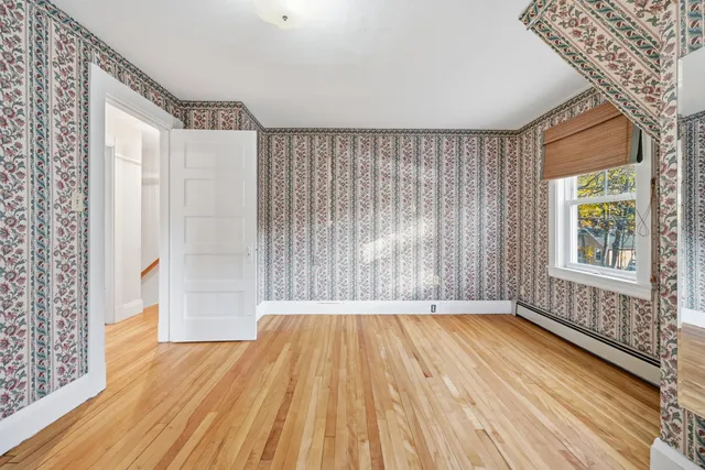 $285,000 | 6 Glenwood Avenue, Augusta, ME 04330