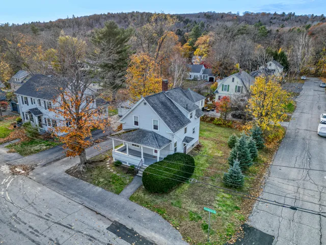 $285,000 | 6 Glenwood Avenue, Augusta, ME 04330