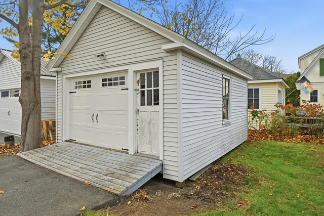 $285,000 | 6 Glenwood Avenue, Augusta, ME 04330