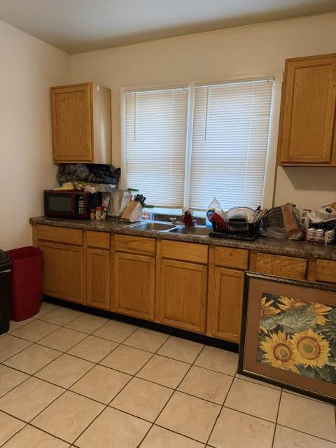 413 10th Street Racine, WI 53403 - Photo 4 of 29 image
