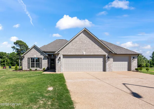 $339,900 | 16 Emerald Downs, Three Way, TN 38343